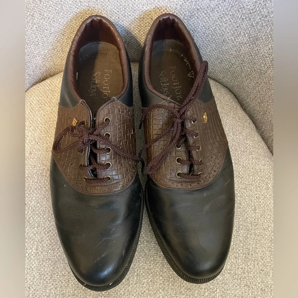 FOOTJOY- SoftJoys Golf Shoes men’s 9.5 - Picture 2 of 6